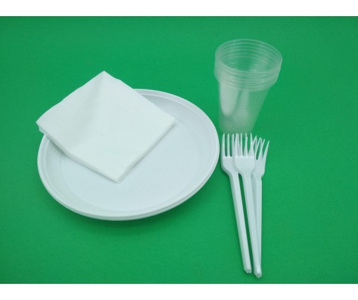 Набор пластиковой посуды   "Универсальный "на 6 персон ТМ "Супер торба" (1 пачка)