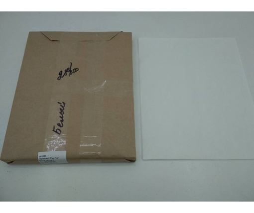 Бумага жиронепроницаемая белая  ф. 280х350 мм плотность 40 г / м2 (1 пачка)