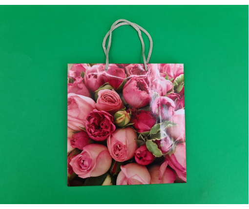 Пакет бумажный подарочный квадратный 23*24*10(артKV-008) (12 шт)