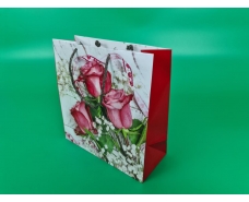 Пакет бумажный подарочный квадратный 23*24*10(артKV-069) (12 шт)