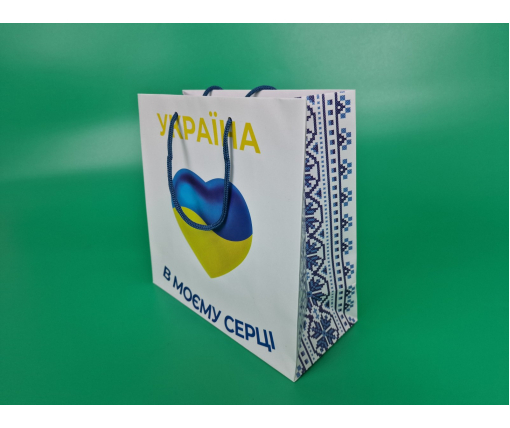 Пакет бумажный подарочный квадратный 23*24*10(артKV-099) (12 шт)