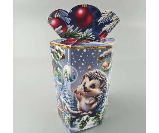 Новогодняя подарочная картонная упаковка для конфет (800грм) №214 "Олененок с ежиком"  (1 шт)