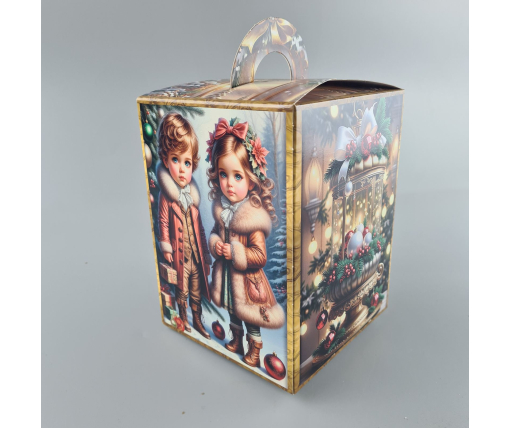 Новогодняя подарочная картонная упаковка для конфет (700грм) №219 "Дети и зверята"  (1 шт)