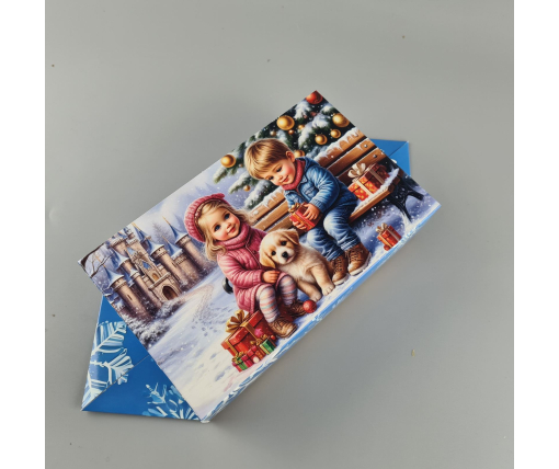 Новогодняя подарочная картонная упаковка для конфет (500грм) №239 "Дети с щенком"   (1 шт)