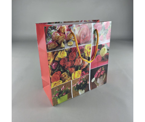 Пакет бумажный подарочный квадратный 23*24*10(артKV-076) (12 шт)