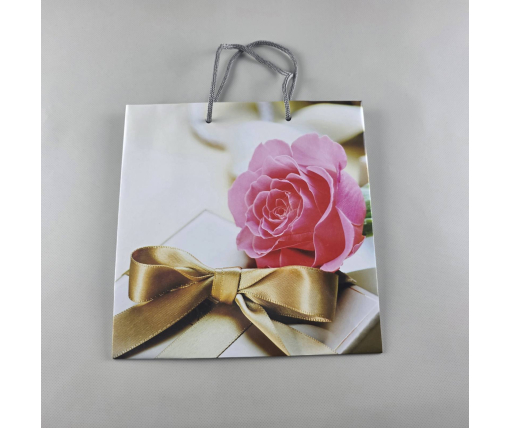 Пакет бумажный подарочный квадратный 23*24*10(артKV-072) (12 шт)